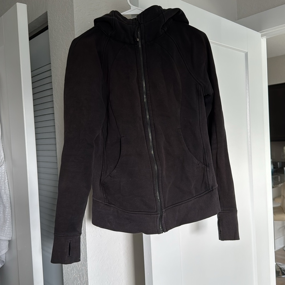 Black Lulu Lemon scuba hoodie